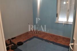 ZAMET, atraktivna lokacija, dvojna kuća P+2 od 165 m2, Rijeka, Maison