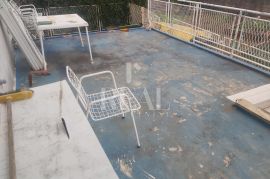 ZAMET, atraktivna lokacija, dvojna kuća P+2 od 165 m2, Rijeka, بيت