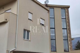 Penthouse Kaštel Gomilica 175m2 + terasa 61,93m2, Kaštela, شقة