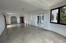 Prodaja ekskluzivnog  stana u Opatiji s jedinstvenim pogledom !, Opatija, Flat