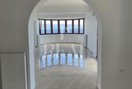 Prodaja ekskluzivnog  stana u Opatiji s jedinstvenim pogledom !, Opatija, Διαμέρισμα