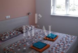 Dvosoban stan u Segetu Donjem!!!, Seget, Apartamento