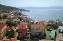 Prvi red do mora,Kompleks sa 10 apartmana i atraktivnim restoranom, Baška, Famiglia