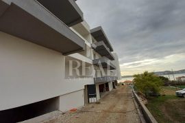 Novogradnja Seget 2S+DB 75,21 m2 sa balkono, Seget, Apartamento