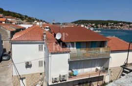 EKSKLUZIVAN STAN PRVI RED DO MORA, 135m2, Tisno, Tisno, Διαμέρισμα