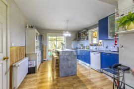 Smiljan Kuća kao iz bajke 250 m2 sa dva stana, okućnica 1500 m2, Gospić - Okolica, House