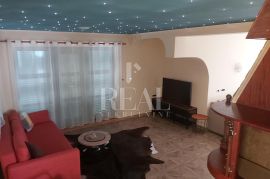 Najam stana na Gornjoj Drenovi od 155 m2, 3S+DB sa terasom od 60 m2, Rijeka, Appartment