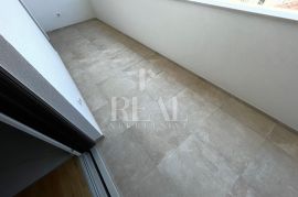 Pula, stan blizu Amfiteatra-3S+DB, novogradnja, Pula, Appartment