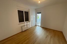 Pula, odličan stan u centru, 3S+DB novogradnja, Pula, Apartamento