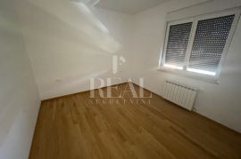 Pula, odličan stan u centru, 3S+DB novogradnja, Pula, Apartamento