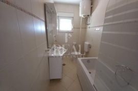 Namješten apartman 500 m od mora S+DB + terasa, Seget, Daire