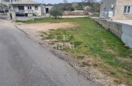 SAMO U NAŠOJ PONUDI-Tisno,građevinsko zemljište 374 m2, Tisno, Γη