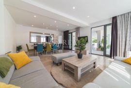 Vila u Trogiru 363 m2 90m od mora, Trogir, Σπίτι