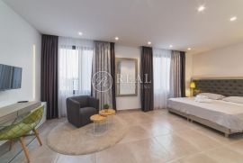 Vila u Trogiru 363 m2 90m od mora, Trogir, Σπίτι