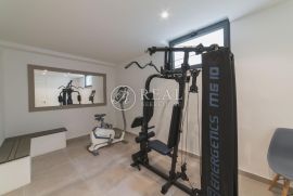 Vila u Trogiru 363 m2 90m od mora, Trogir, Дом