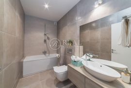 Vila u Trogiru 363 m2 90m od mora, Trogir, Σπίτι