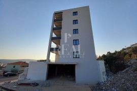 Seget Vranjica stan 62m2 s terasom i pogledom, Seget, Appartement