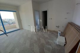 Seget Vranjica stan 75,45 m2 s terasom i pogledom, Seget, Wohnung