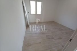 Seget Vranjica stan 93 m2 s terasom i pogledom +vrt, Seget, Kвартира