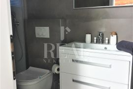 Rovinj, nekoliko minuta vožnje do centra, stan od 85 m2, 2S+DB, Rovinj, Διαμέρισμα