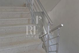 Rovinj, nekoliko minuta vožnje do centra, stan od 85 m2, 2S+DB, Rovinj, Apartamento