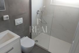 Rovinj, nekoliko minuta vožnje do centra, stan od 85 m2, 2S+DB, Rovinj, Apartamento