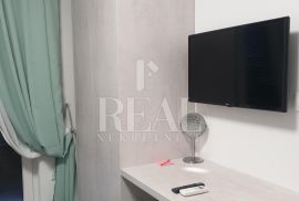 Rovinj, nekoliko minuta vožnje do centra, stan od 85 m2, 2S+DB, Rovinj, شقة