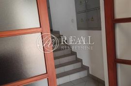 Opatija, dvoetažni 3s+db s pogledom na centar, Opatija, Appartement