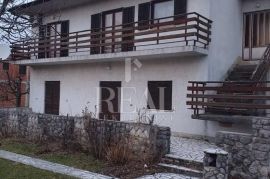 Podhum ,Kuća 196 m2,1000 m2 okućnice, Jelenje, Maison