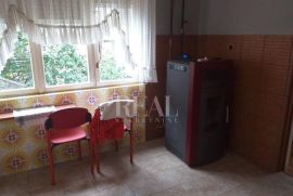 Prodaja etaže na Trsatu 3S+DB   107.89 M2, Rijeka, Appartment