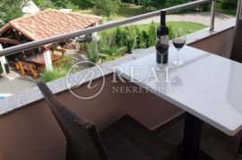 Ika, predivna vila sa 9 apartmana i bazenom, Opatija - Okolica, House