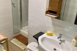 Stan 108 m2, u neposrednoj blizini plaže,Baška, Baška, Appartement