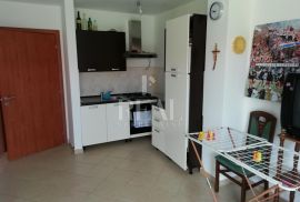 Čižić, stan od 60 m2, 2S+DB sa parkirnim mjestom, Dobrinj, Appartement