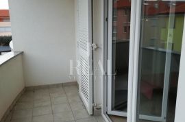 Čižić, stan od 60 m2, 2S+DB sa parkirnim mjestom, Dobrinj, Appartement