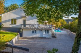 Villa sa dva stana 170 m2 4S + DB Crikvenica, Crikvenica, Ev