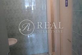 Prodaja poslovnog prostora na Podmurvicama površine 342.04 M2, Rijeka, Commercial property