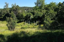 Građevinsko zemljište za dvojnu kuću od 990 m2, Klana, Land