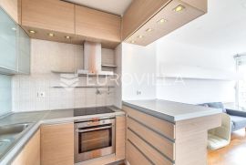 Zagreb, Trešnjevka, Adžijina prekrasan dvosoban stan 50m2, Zagreb, Appartement