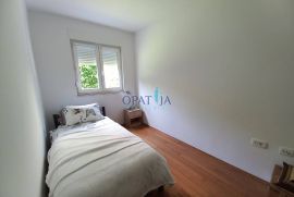 Matulji, blizina centra, 3s+db s okućnicom, Matulji, Apartamento