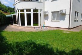 Matulji, blizina centra, 3s+db s okućnicom, Matulji, Appartement