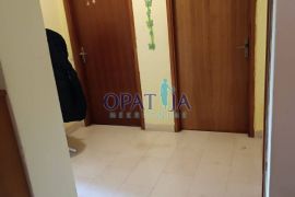 Mošćenička Draga - dva stana 173 m2 s pogledom na more, Mošćenička Draga, Appartment