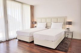 DALMACIJA, ZADAR - Luksuzan hotel na top lokaciji, Zadar, Poslovni prostor
