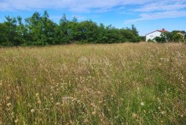 ISTRA, MARČANA - Prostrano zemljište na rubu građevinske zone, Marčana, Land