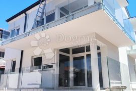 DVOSOBAN STAN NA TOP LOKACIJI! - S3 - Zgrada A, Biograd Na Moru, Appartement