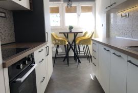 Predivan, novouređen stan na istoku, Rijeka, Apartamento