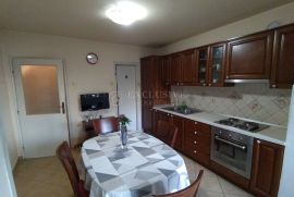 OPATIJA-KOSIĆEVO!!!SAMO KOD NAS!!!PRILIKA-DVOSOBAN KLASIČNI STAN!!!, Opatija, Apartamento