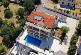 Apartmanska kuća s predivnim pogledom na more, Labin, Σπίτι