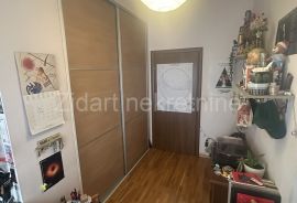 Zemun, Gornji grad, novija gradnja, 72m2, Zemun, Stan