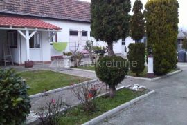 Belegiš, Svetog Save, kuća od 500m2, uknjiženo, Stara Pazova, House