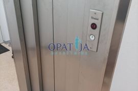 Novigrad, apartman 1S+DB u zgradi s liftom!, Novigrad, Appartamento